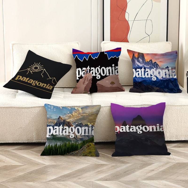 Home Textiles Logo - P-Patagonias Logo Kussenhoezen Cartoon Sofa Decoratief