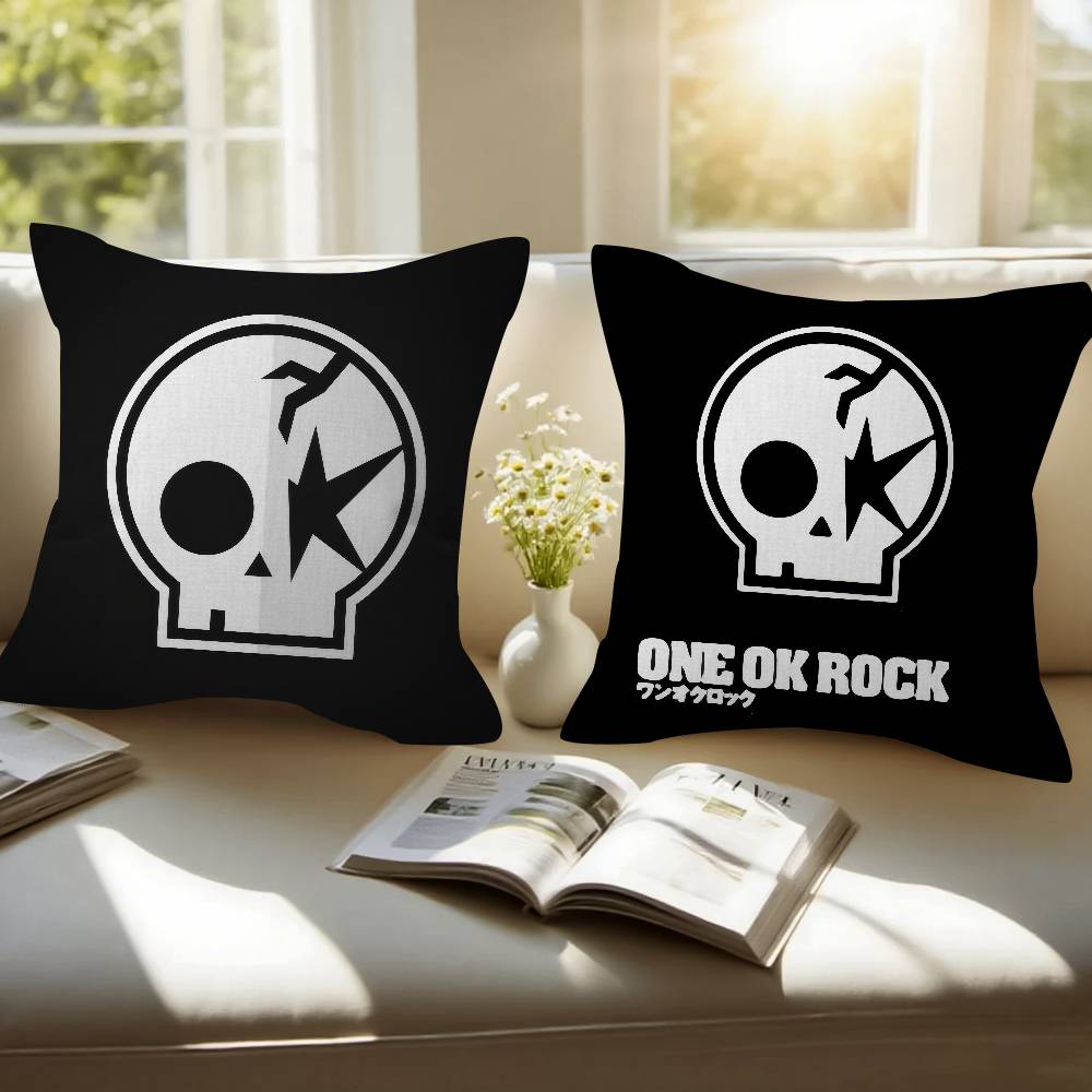 ONE OK ROCK logo Kussensloop D - Home Textiles Logo recensie en prijs