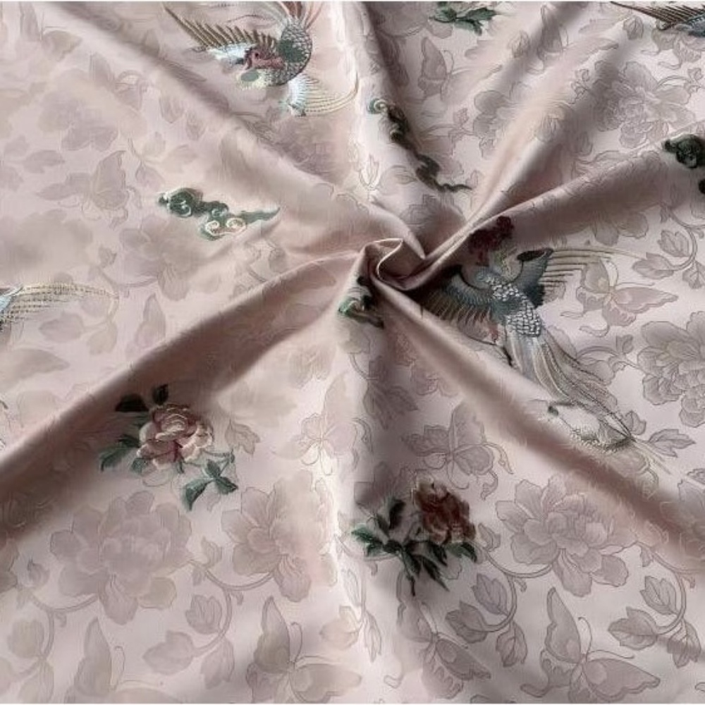 Nationaal kostuumstijl Phoenix - Home Textiles Importers In Usa recensie en prijs
